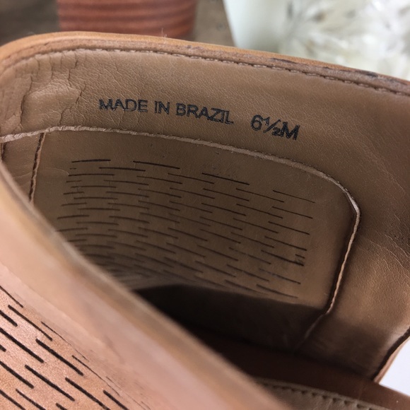 Vince Camuto Open Toe Leather Sandals x Shoes - Picture 8 of 8